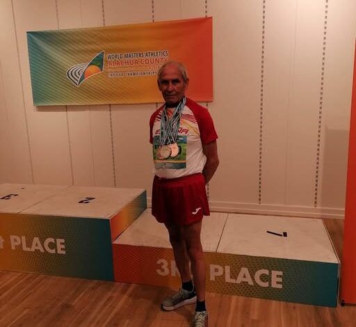 Ángel Cano, ejemplo de superación, conquista tres medallas en el Mundial Máster Indoor de Florida