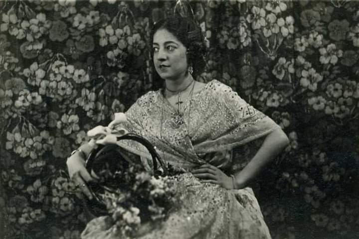 Doña Carmen Arias y su afición por el teatro