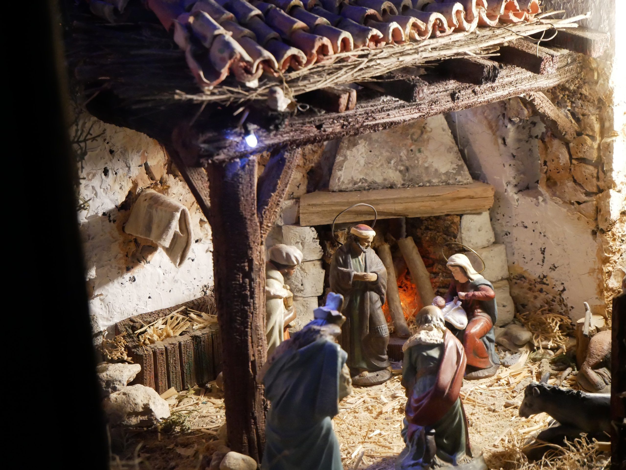 El Belén de Maribel Cantero Aguado deslumbra en la ruta navideña de Socuéllamos