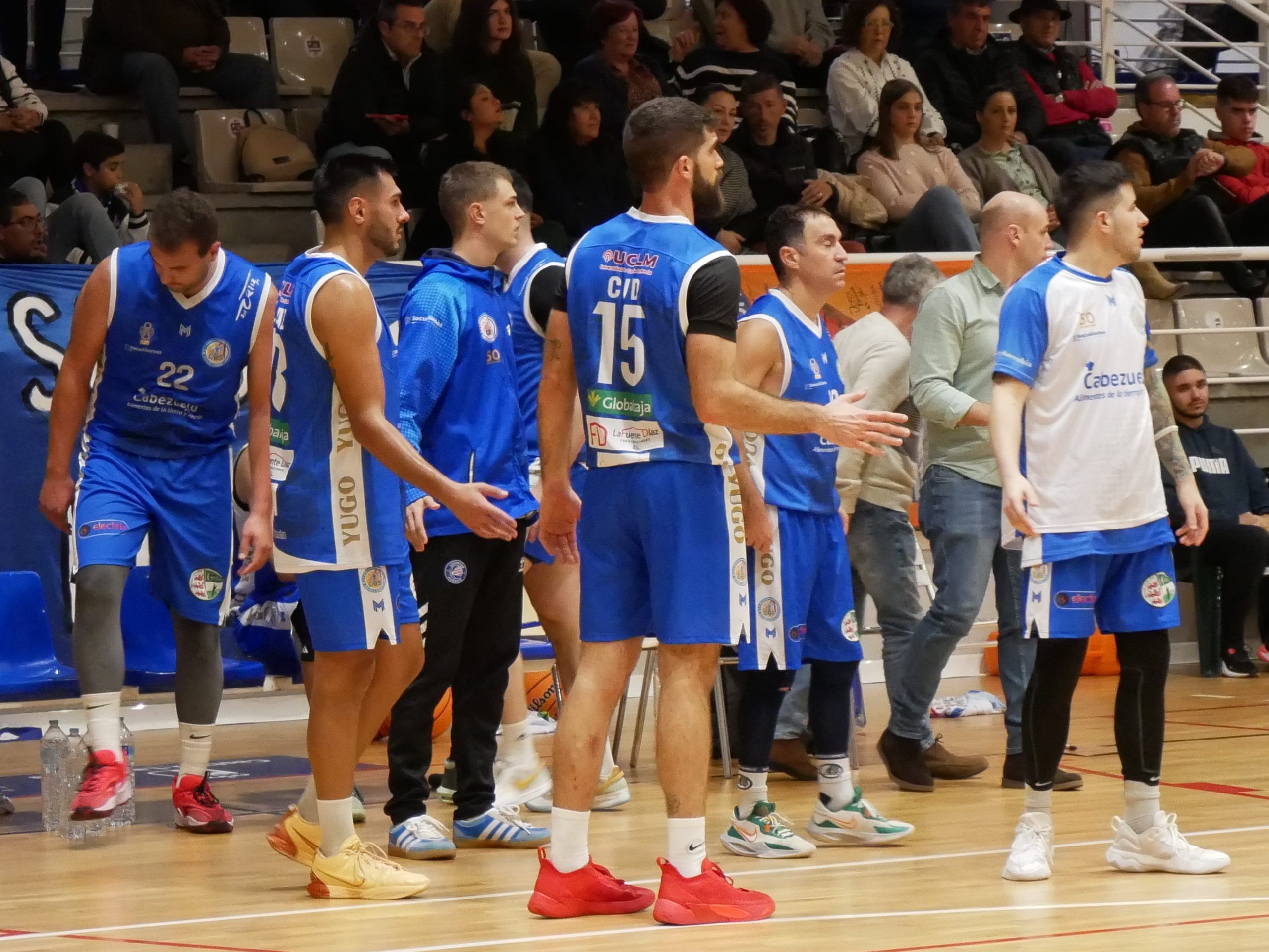 El Cabezuelo CB Socuéllamos cae en Canarias pero muestra claros signos de mejora