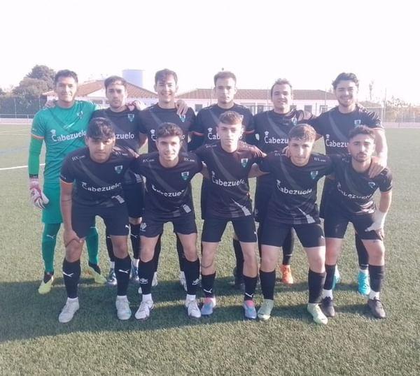 El Cristo de la Vega CF remonta a la heroica y se consolida como líder tras vencer 1-2 al CD La Inmaculada