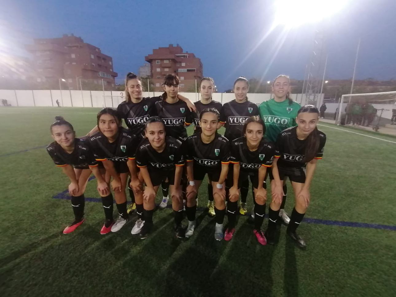 El Cristo de la Vega Femenino arrasa al Isport con un contundente 1-5 y se mantiene en el tercer puesto