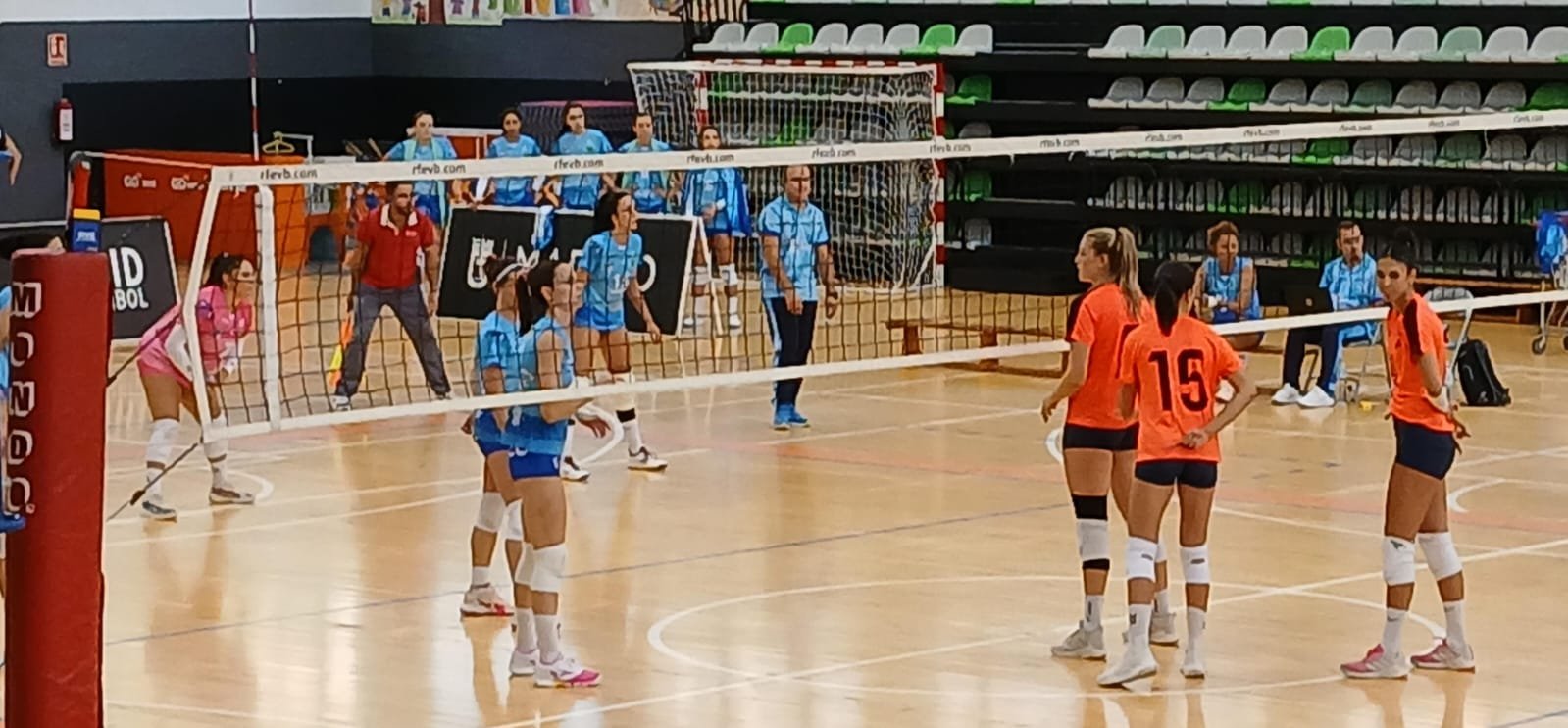 El Kiele Socuéllamos logra la primera victoria en su debut con una remontada épica en el último set