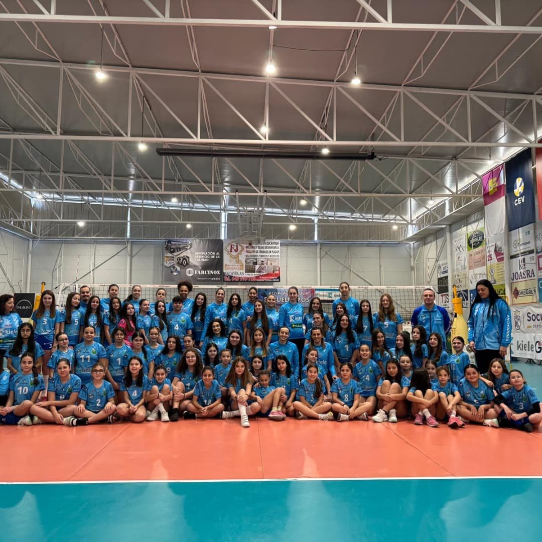 El Kiele Socuéllamos presenta sus categorías inferiores antes del partido ante el Emeve Lugo