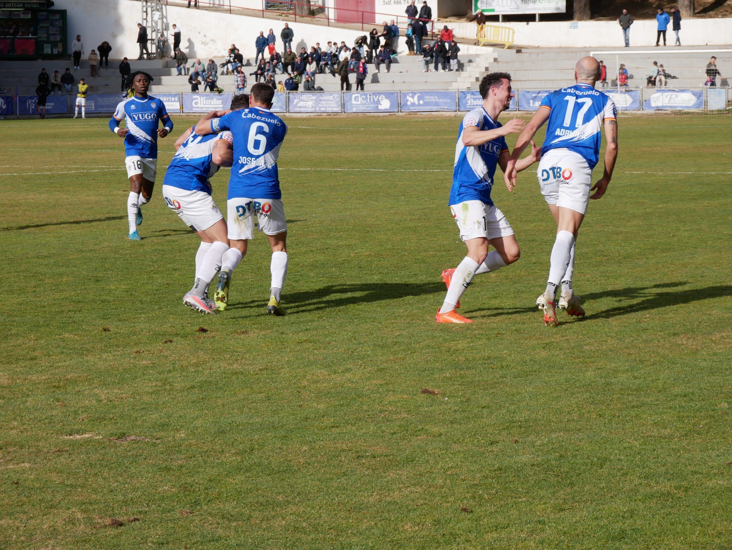 El Socuéllamos rescata un punto épico ante el Villarrobledo en el último suspiro