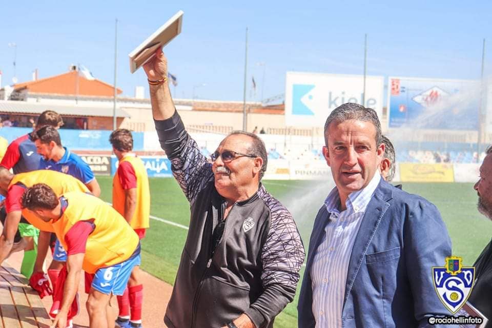 Esteban García Arribas: Una vida dedicada al deporte, dentro y fuera del campo