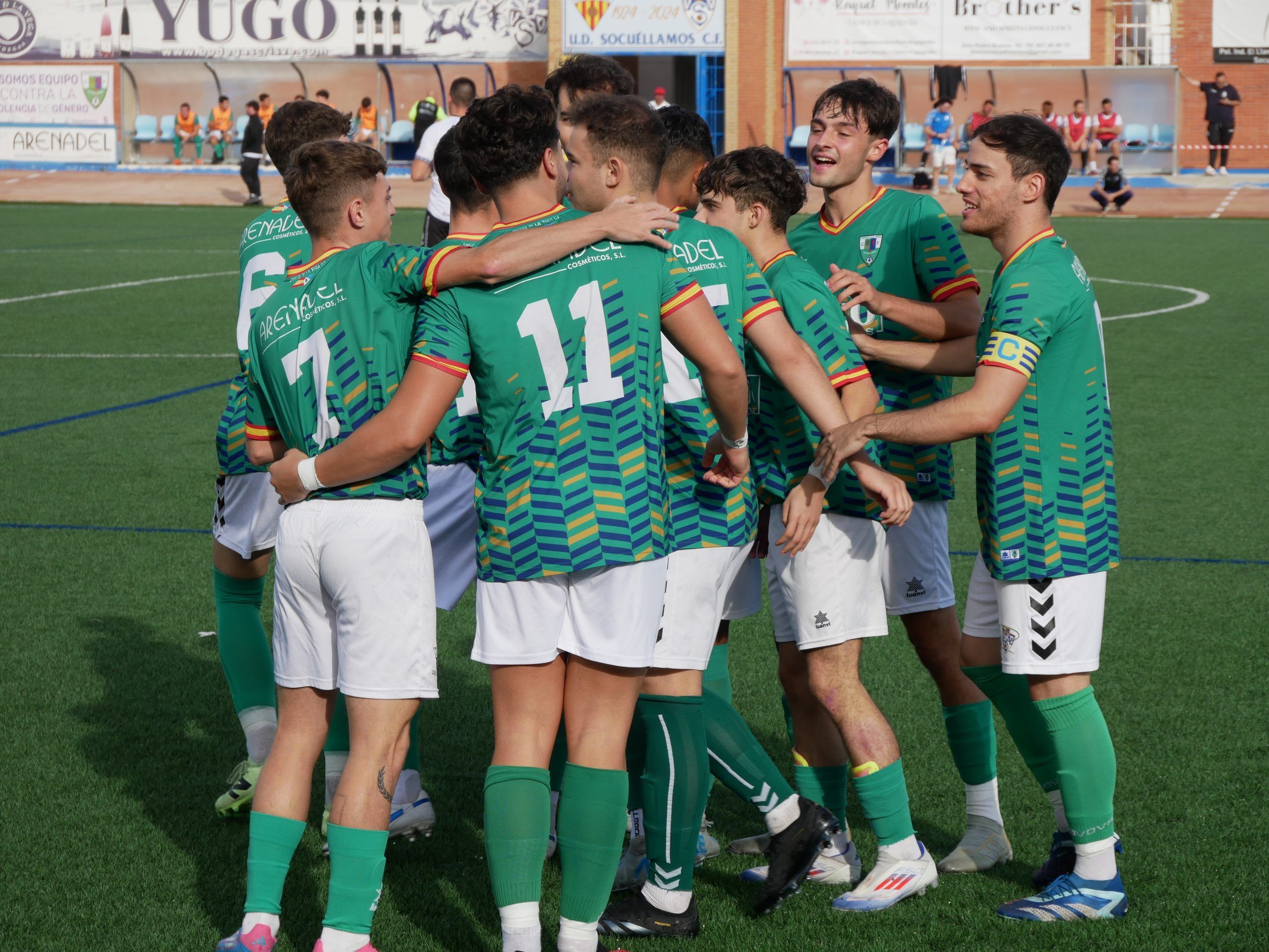 Goleada del Cristo de la Vega para continuar líder