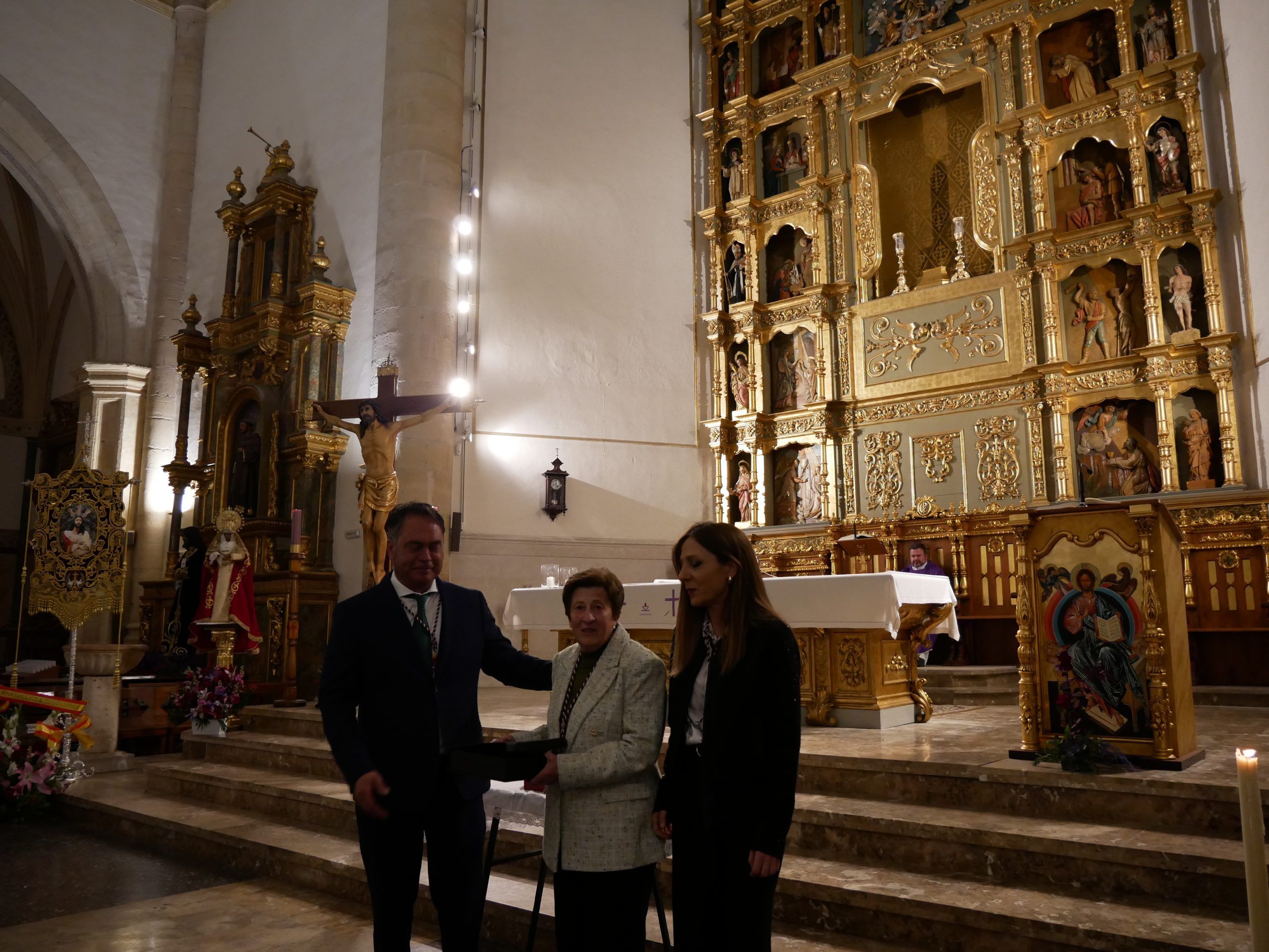 La Cofradía Nuestro Padre Jesús del Calvario conmemora su 50º aniversario con una emotiva celebración