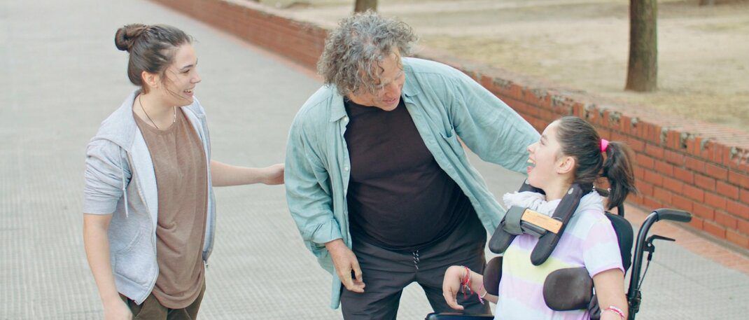 «La Rampa», el emotivo cortometraje de Juanfer Andrés que visibiliza la lucha por la accesibilidad en Madrid