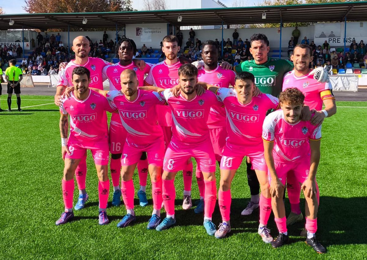 La UD Socuéllamos empata en La Molineta y suma un punto ante el Valdepeñas