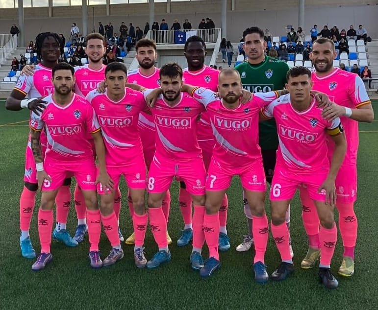 La UD Socuéllamos empata sin goles ante el CD Noblejas y frena su ascenso en la clasificación
