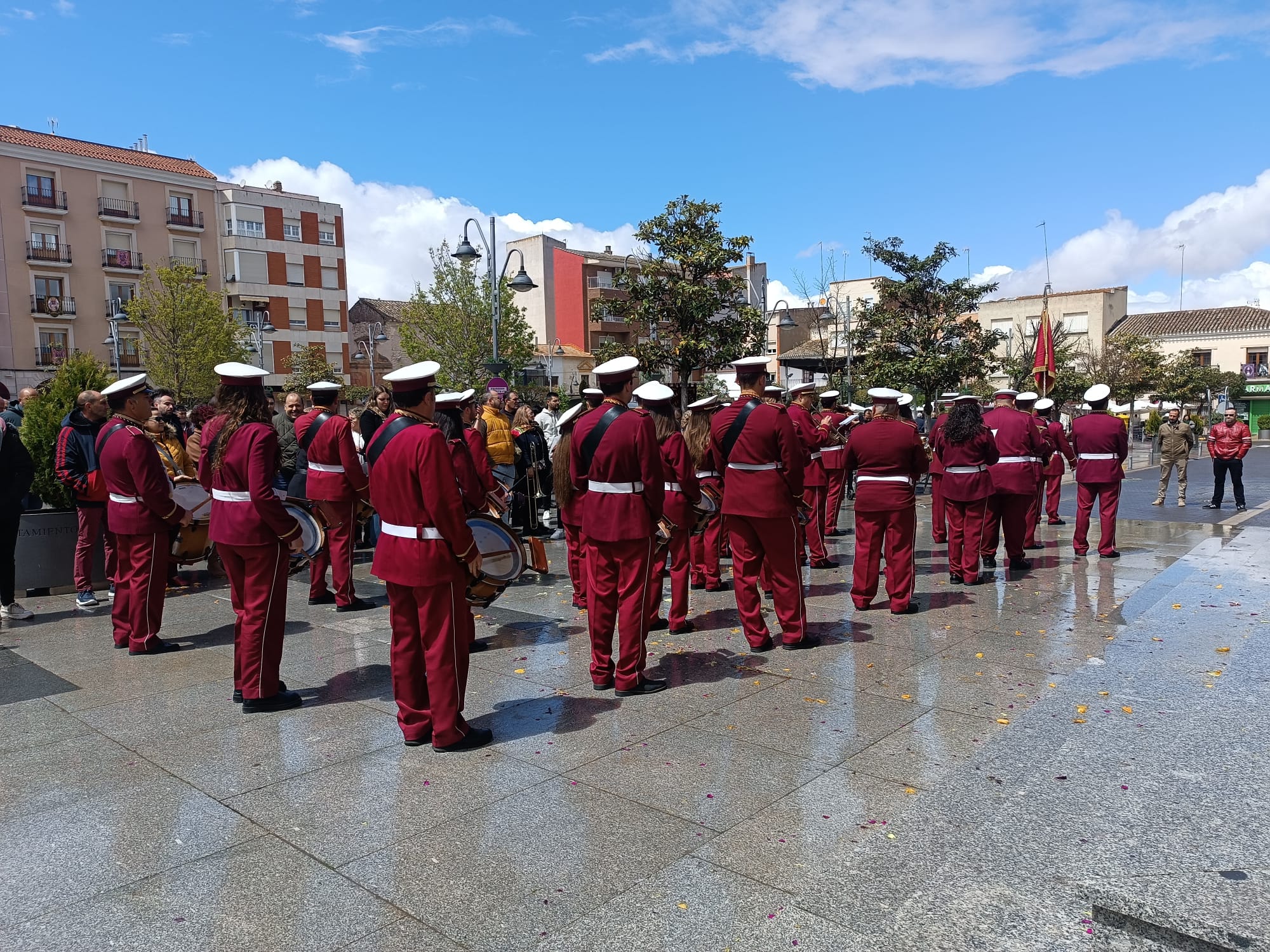 La música vence a la lluvia en el XXV Encuentro de Bandas ‘Memorial Vicente Trillo’