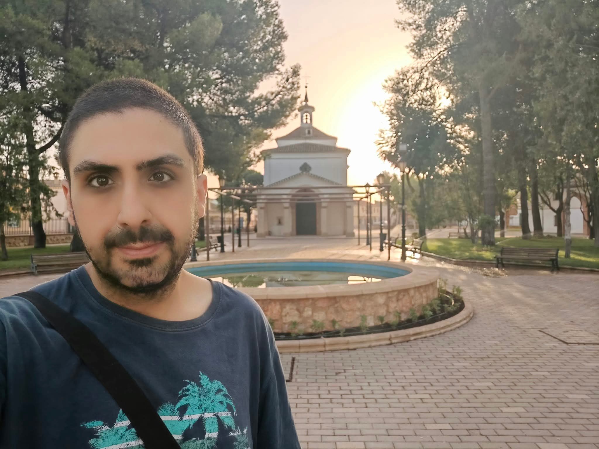 David Marchante publica su primer libro: un diccionario del habla popular de Socuéllamos