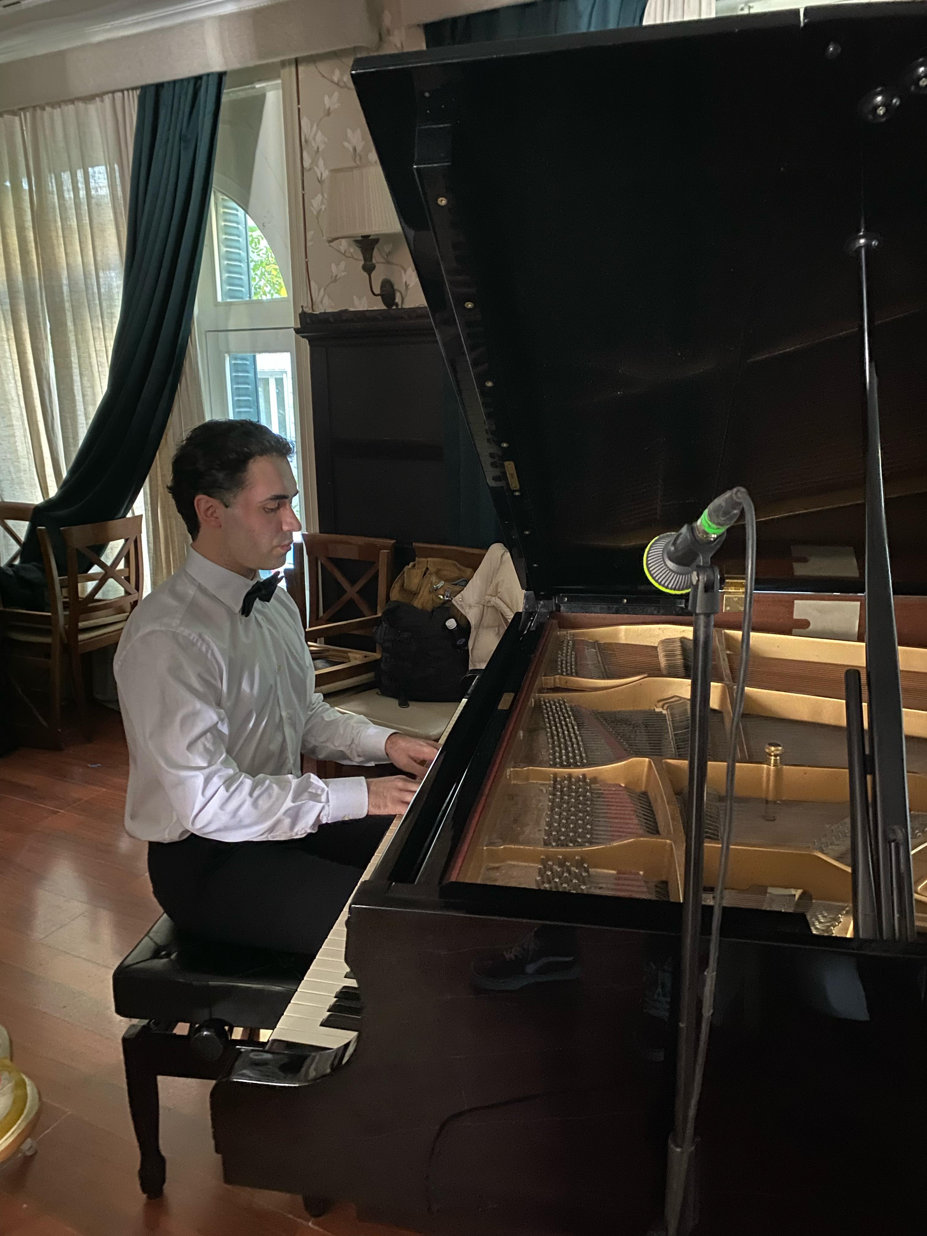 El socuellamino Carlos Carrasco logra que una composición suya suene en una serie de Prime Video