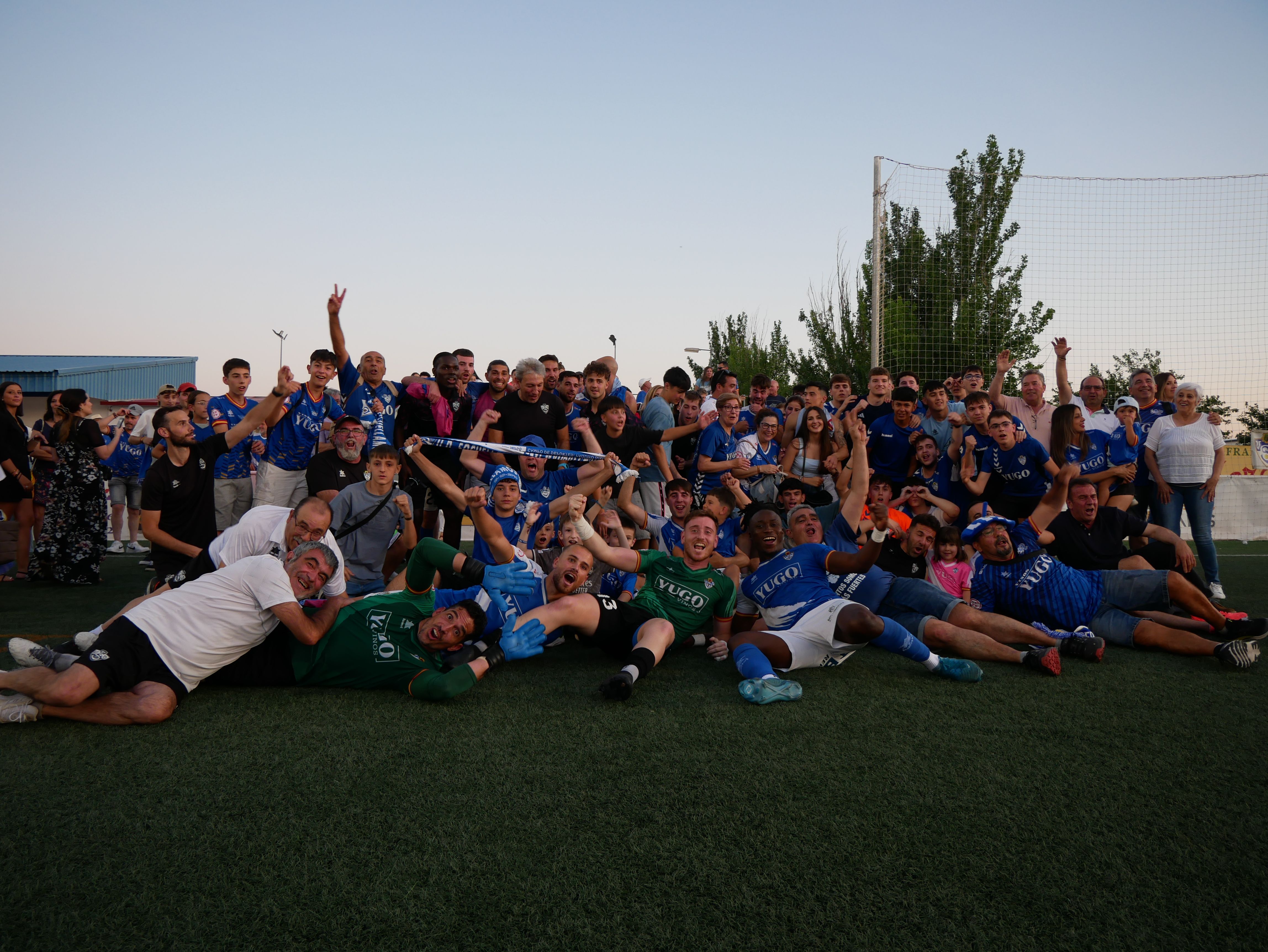 Fútbol Yugo-UD Socuéllamos frente CD Cayón
