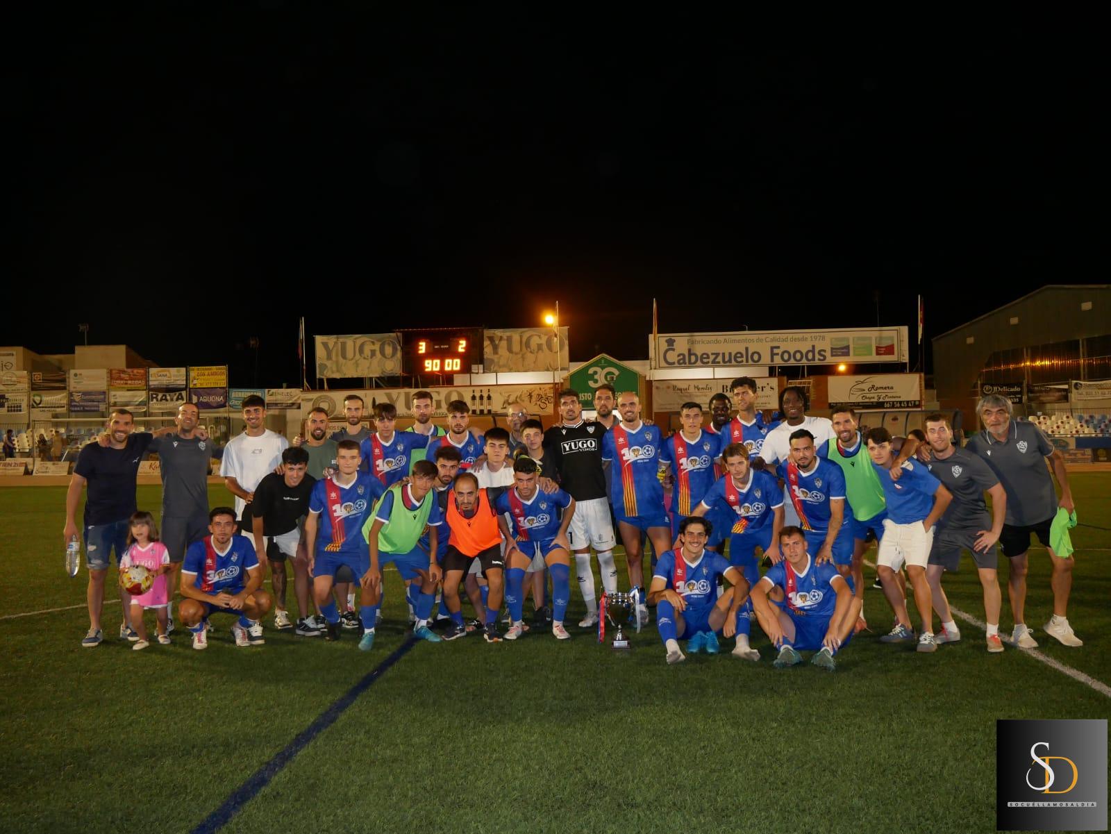 El Yugo UD Socuéllamos se adjudica el Trofeo de Feria tras remontar en el tramo final