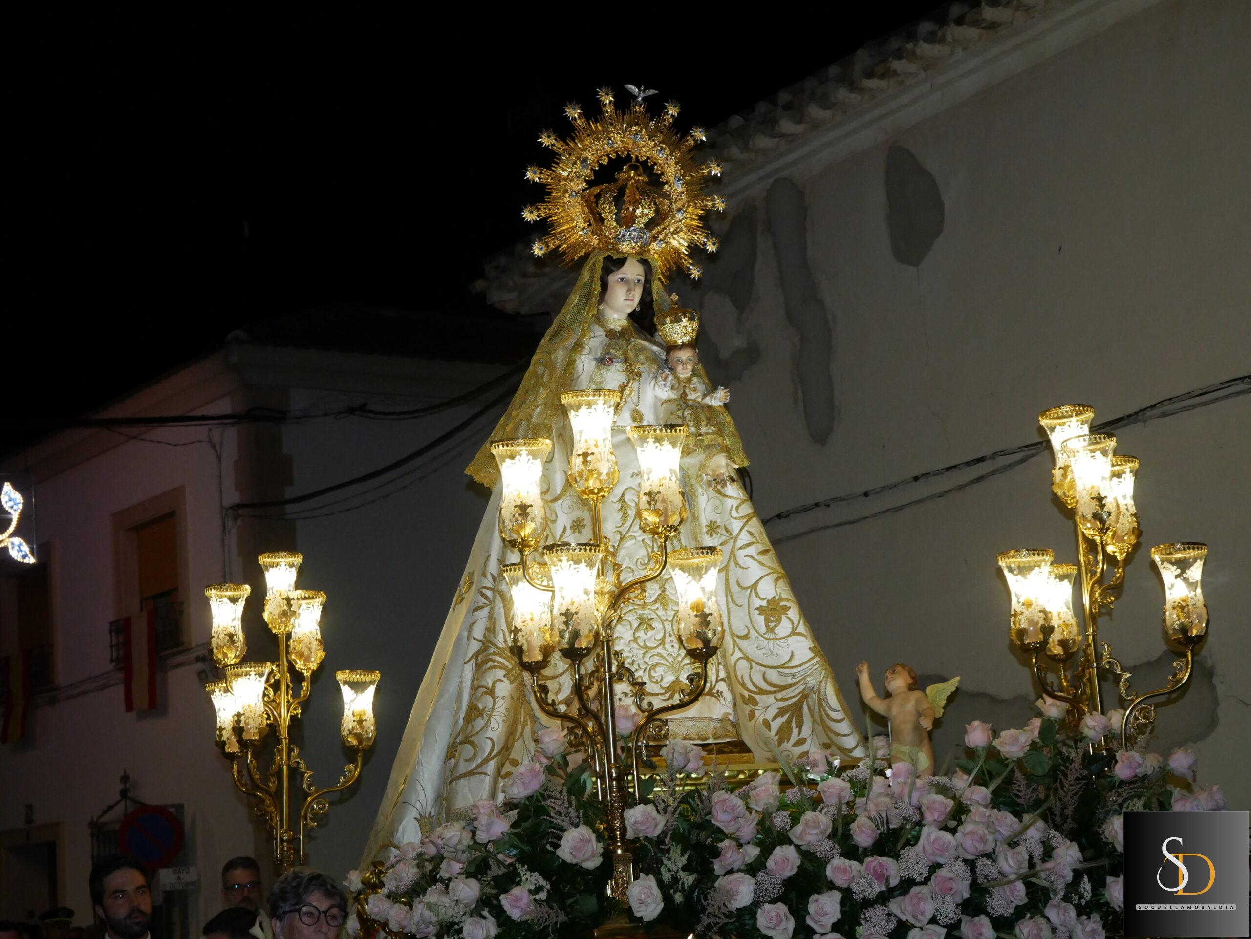 Multitudinaria procesión en honor a la Virgen de Loreto por las calles de Socuéllamos
