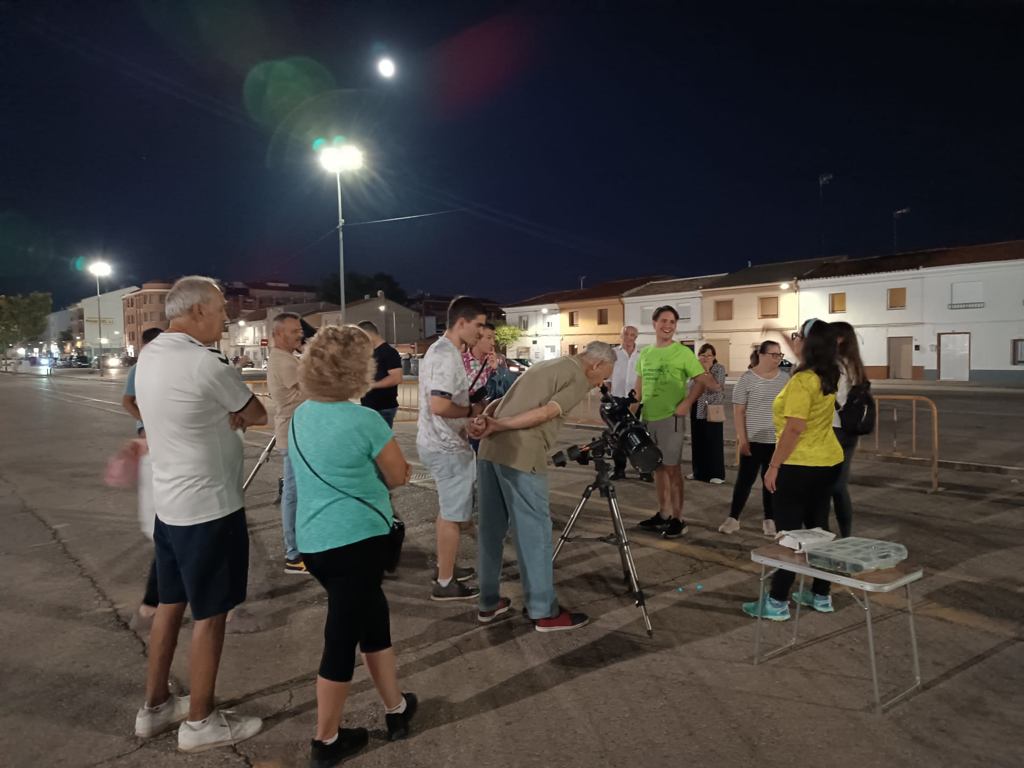 Socunova celebra el Día Internacional de la Observación Lunar con un taller astronómico abierto al público