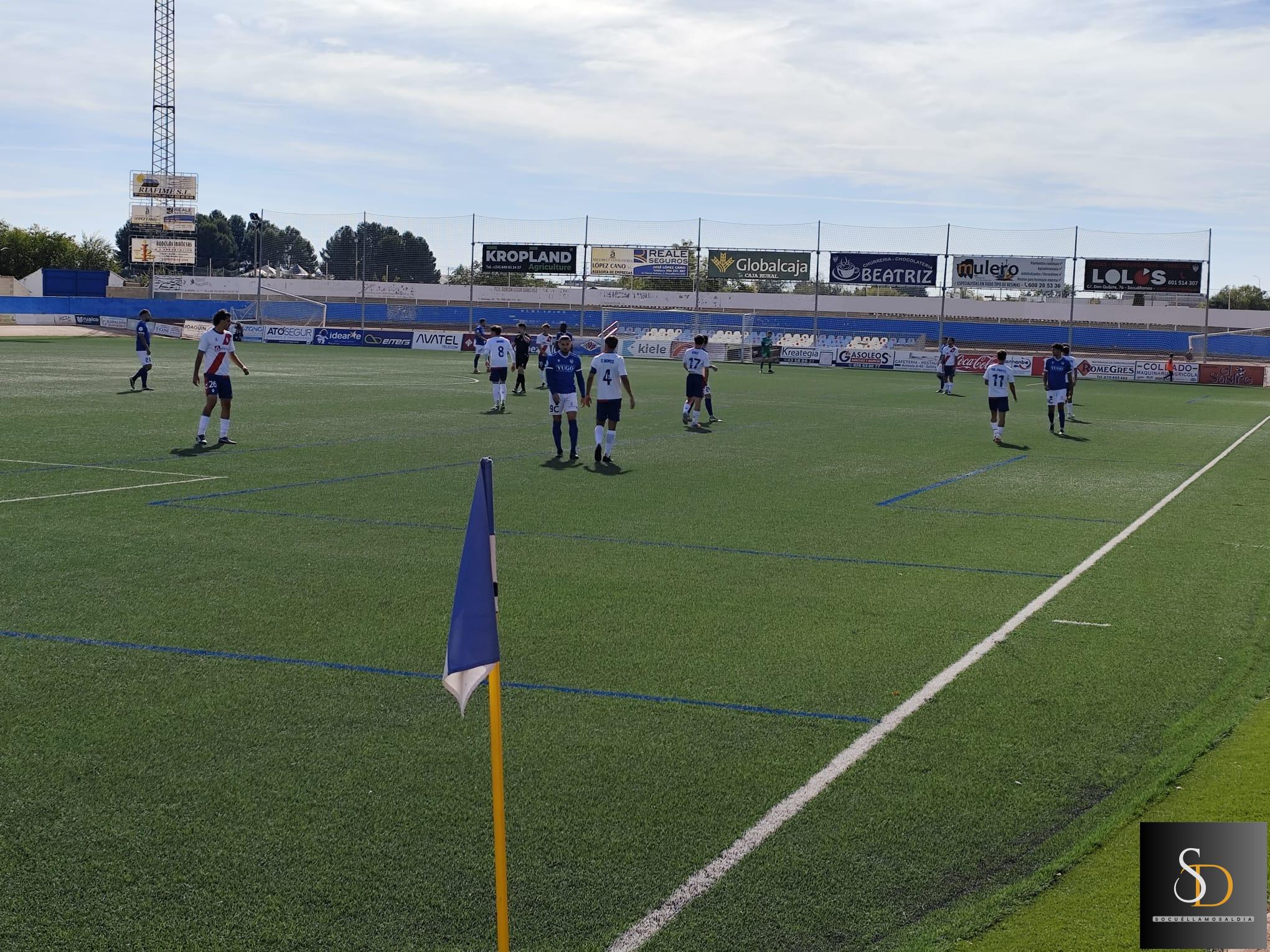 La UD Socuéllamos vuelve a chocar con la injusticia arbitral y empata ante el Intercity (1-1)