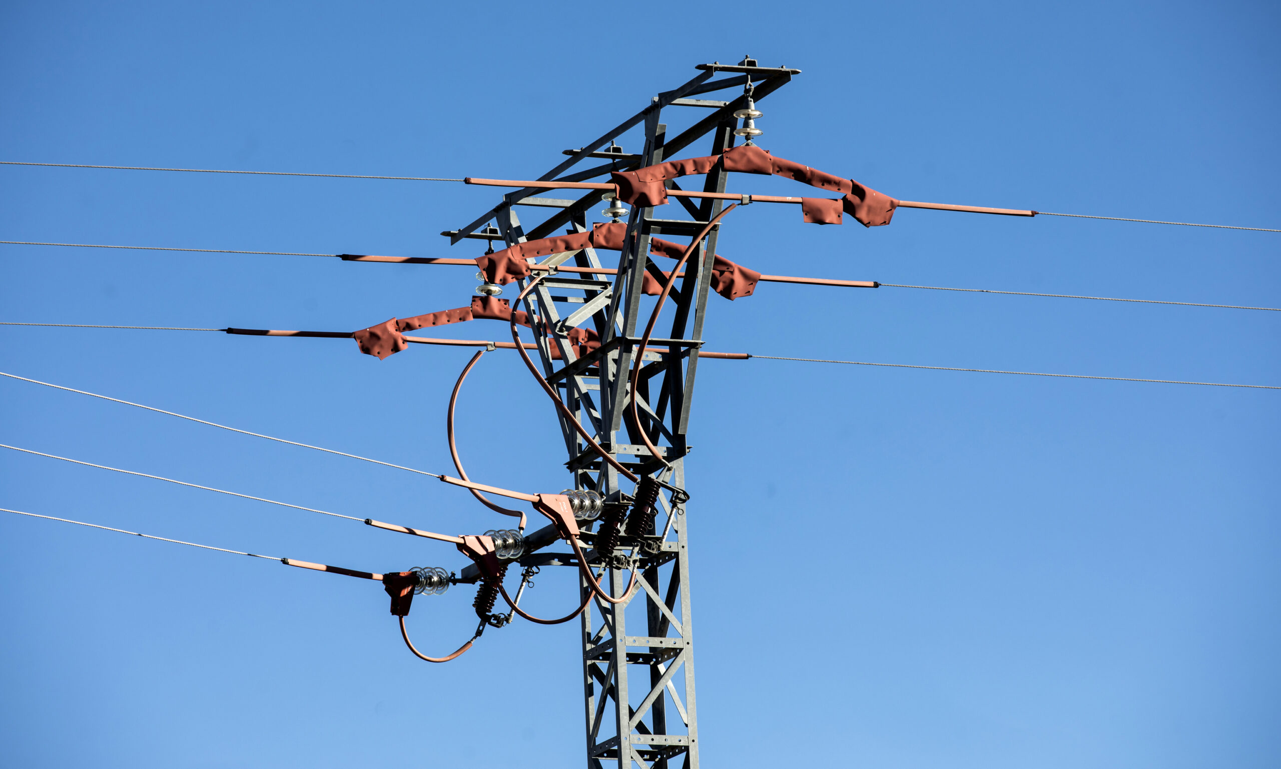 Naturgy anuncia cortes de luz en varias calles de Socuéllamos entre el 4 y el 6 de noviembre por trabajos de mantenimiento