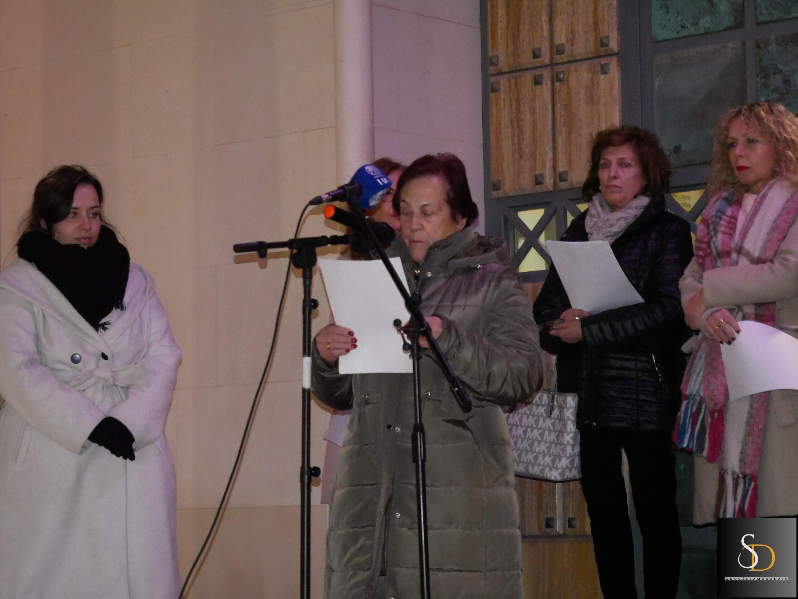 Socuéllamos conmemora el 25N con una concentración y la lectura del manifiesto en la Plaza de la Constitución