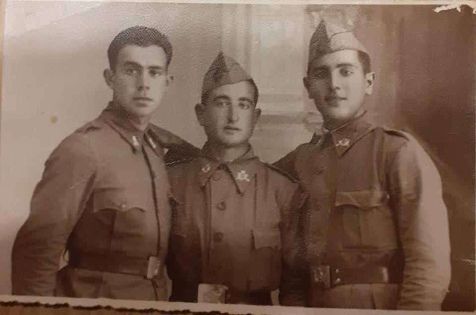 Una fotografía del servicio militar en Tánger (1943) como fuente para la historia social de Socuéllamos