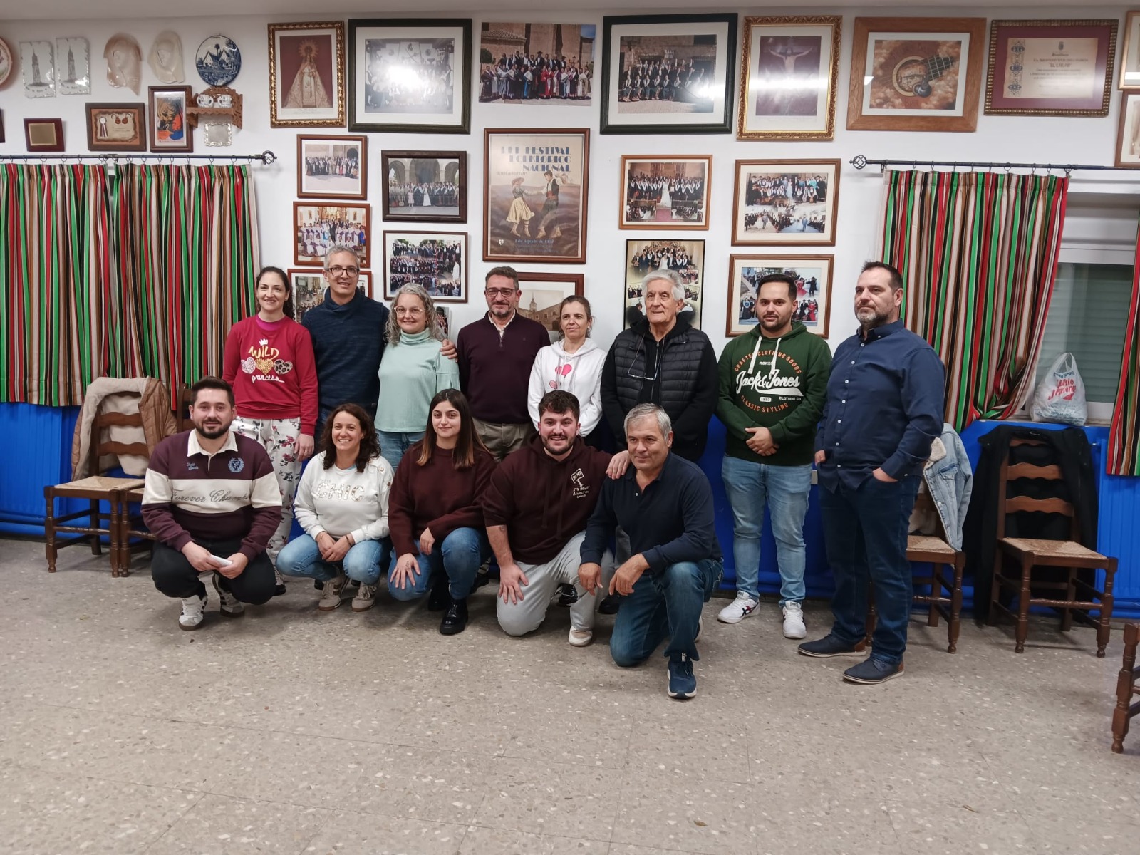 Juan Manuel Medina deja la presidencia de la Asociación Folklórica El Lagar tras décadas de dedicación