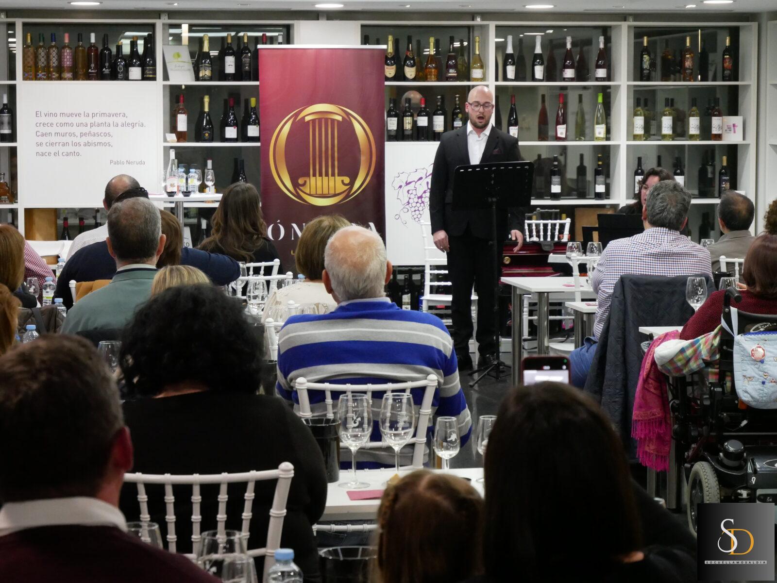 La SAT Virgen de Loreto y Óneira Lírica Eterna protagonizan la primera cata navideña en el Museo Torre del Vino