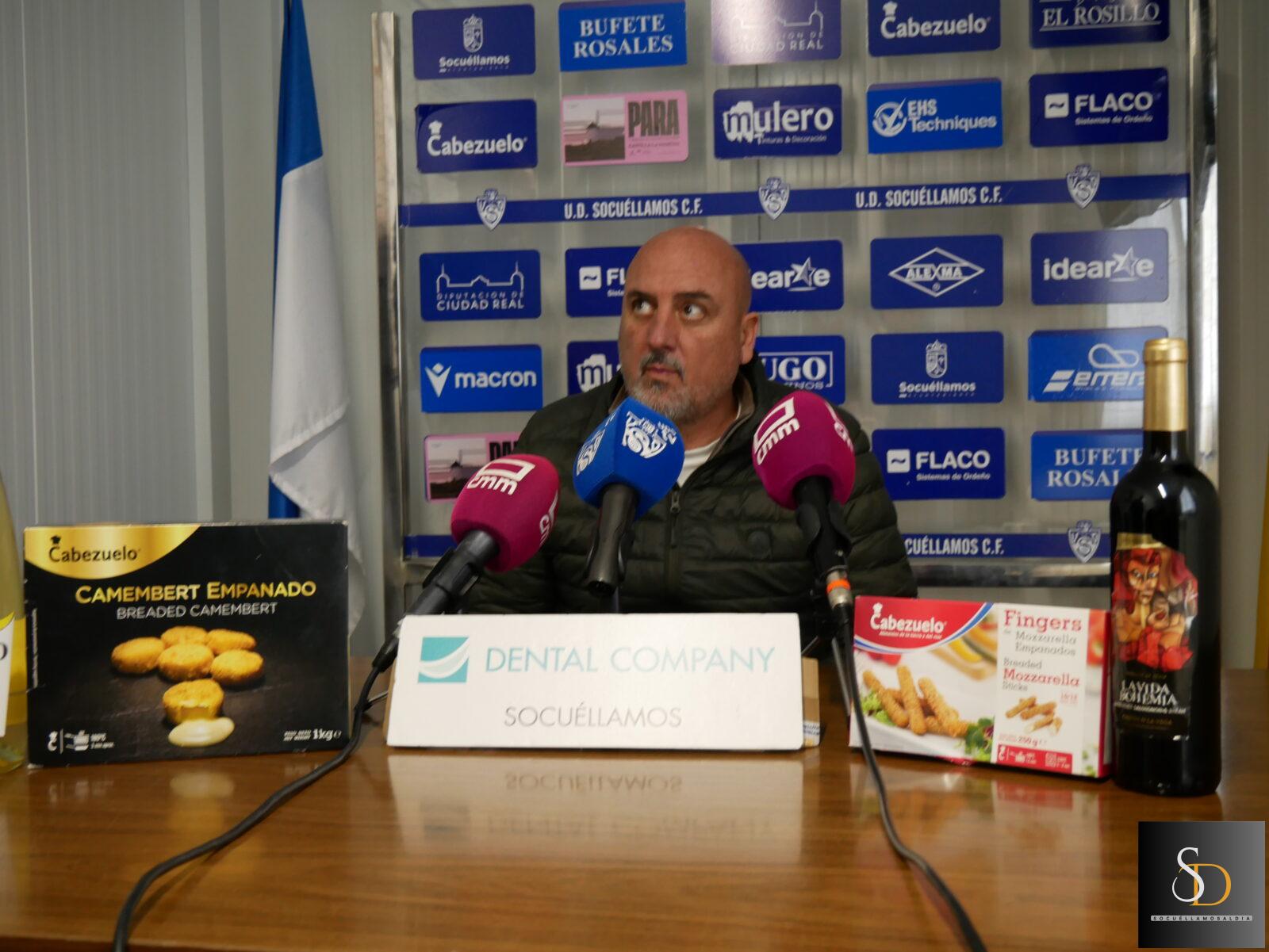 Emilio Ferreras ve motivos para creer pese a la derrota ante el Rayo Vallecano B