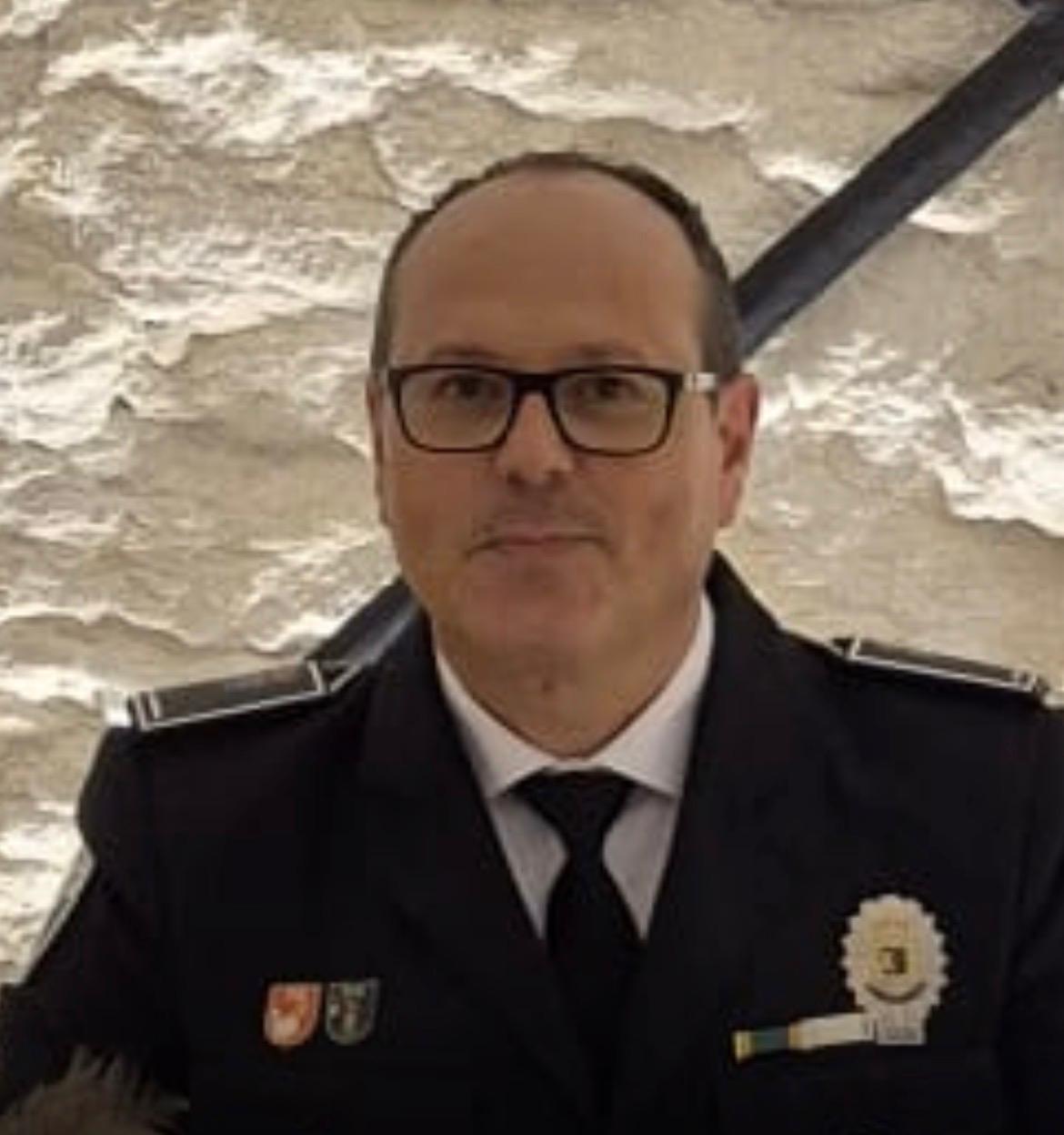 Emilio Piqueras Vidal: “El principal reto es completar la plantilla para garantizar un servicio óptimo a los vecinos”