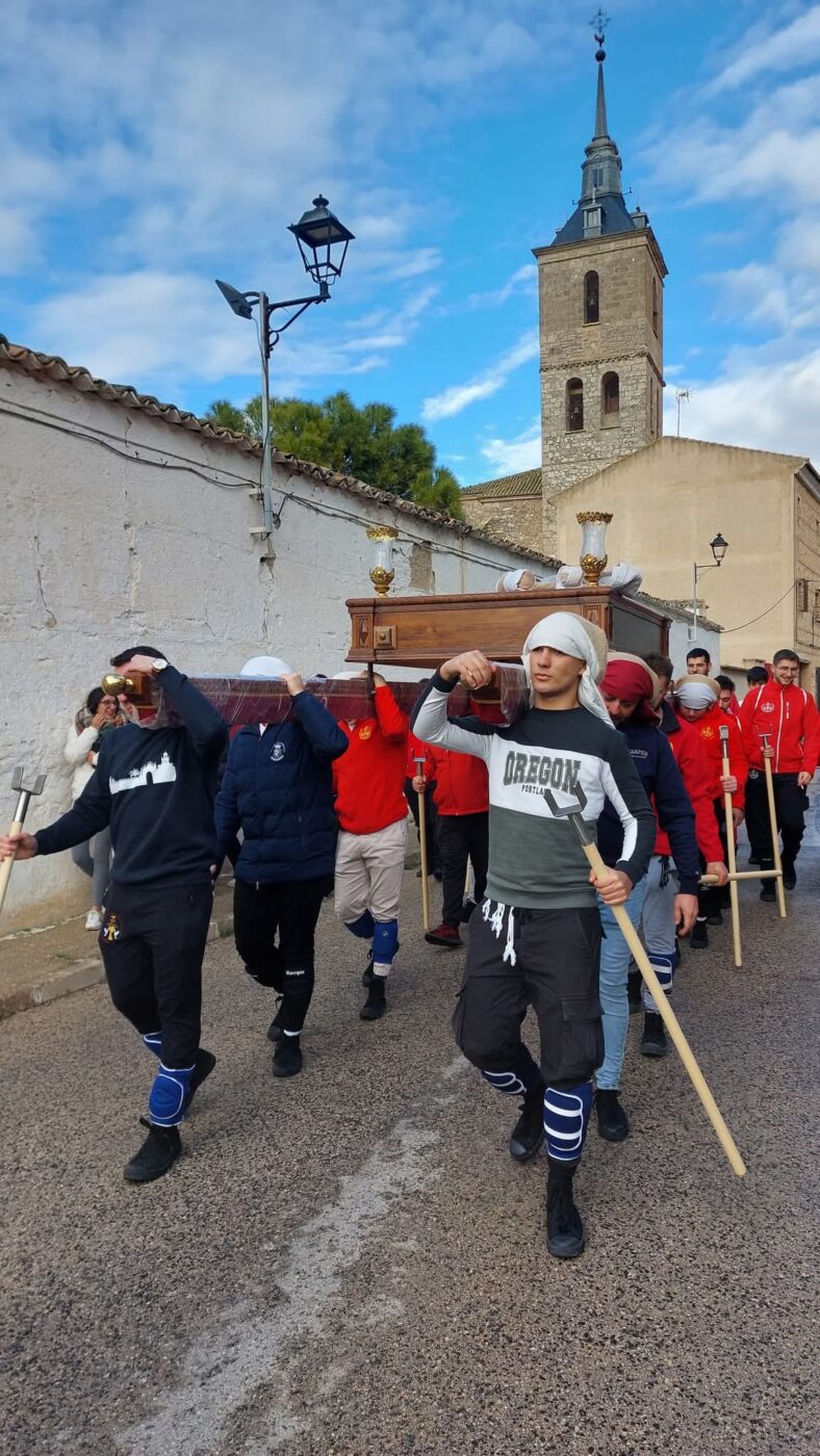 La Hermandad de Jesús del Calvario continúa con los ensayos de Cuaresma de cara a la Semana Santa