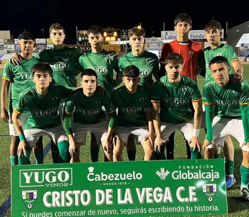El Cristo de la Vega sigue firme en el liderato tras imponerse con claridad al colista (3-0)