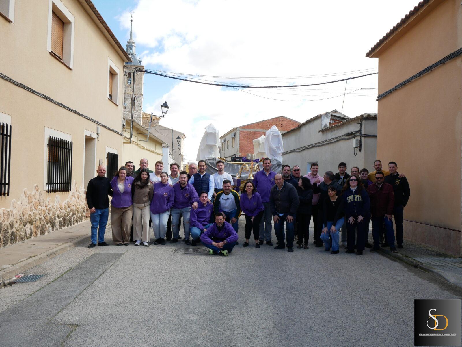 Ensayo de los anderos y del paso infantil de la Cofradía de la Preciosísima Sangre de Cristo