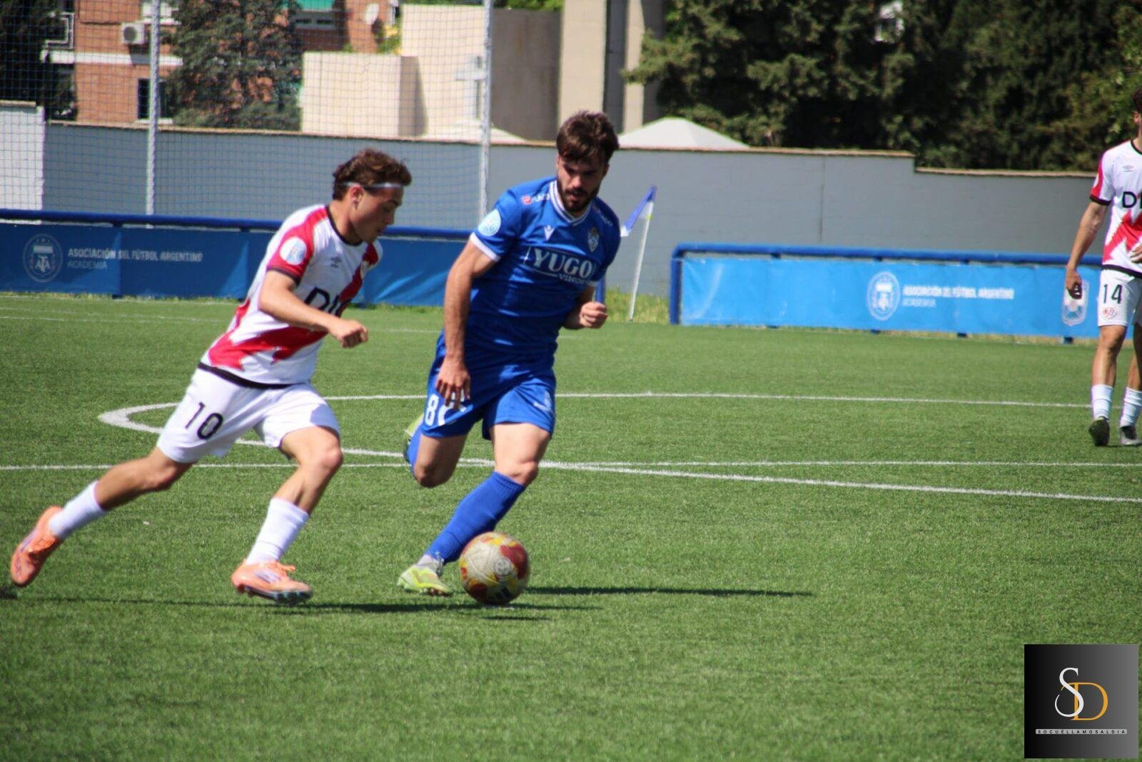 El Socuéllamos se despide de los desplazamientos con una victoria de orgullo ante el Rayo Vallecano B (0-2)