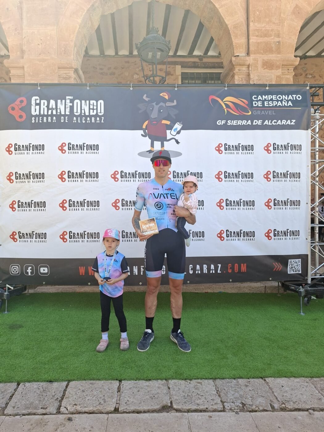 Miguel Ángel Huedo brilla en el Gran Fondo de Alcaraz con un segundo puesto en máster 35