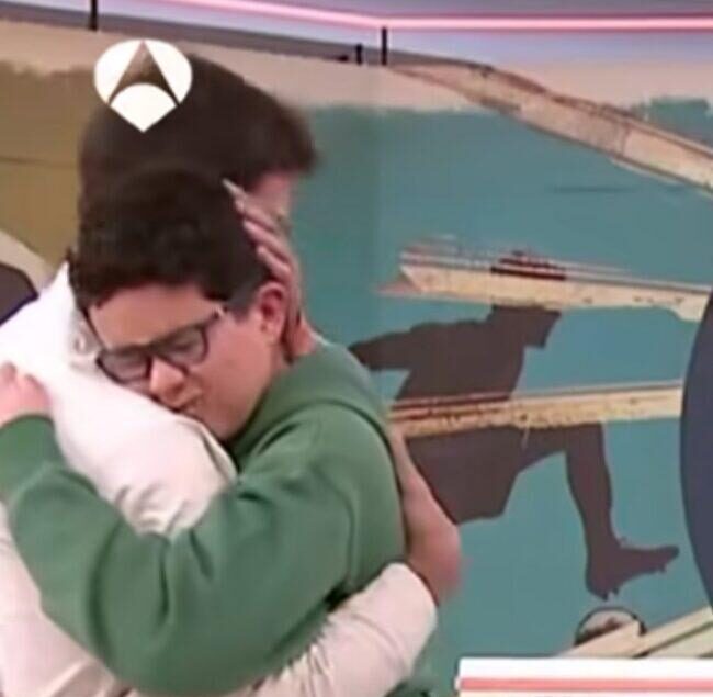 De Albacete a la televisión nacional: El ascenso meteórico de «Perico», el influencer que visita el Paquito Giménez