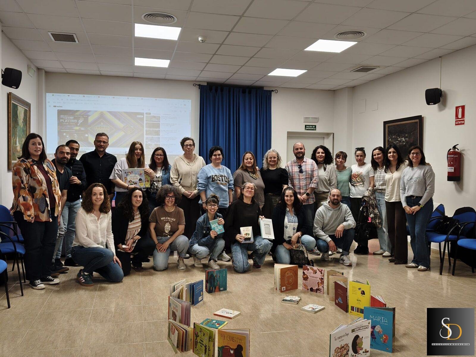 La Escuela Local de Familias llena el Auditorio Reina Sofía con una jornada sobre sexualidad infantil