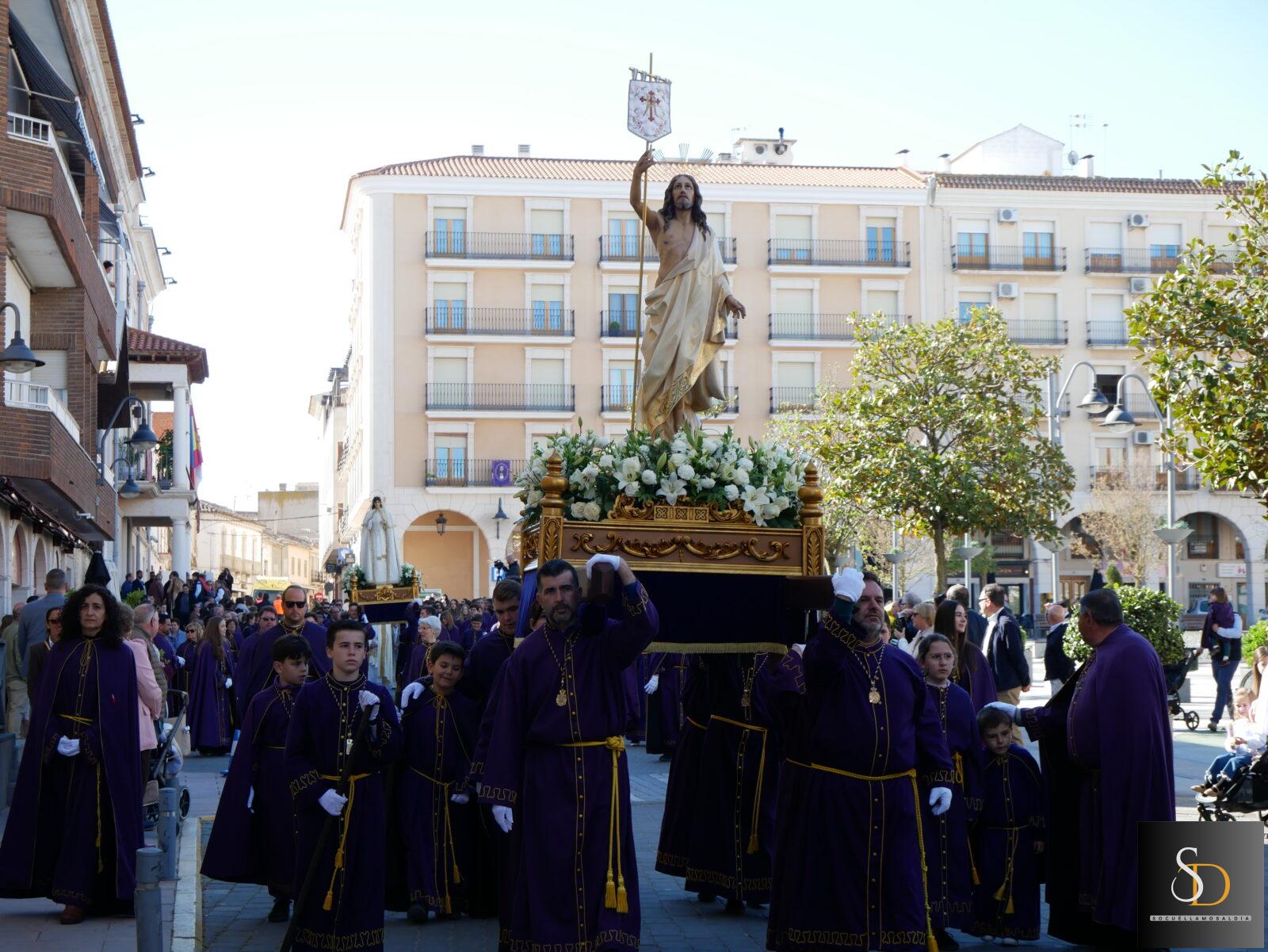 La Procesión del Resucitado anuncia la Pascua en las calles de Socuéllamos