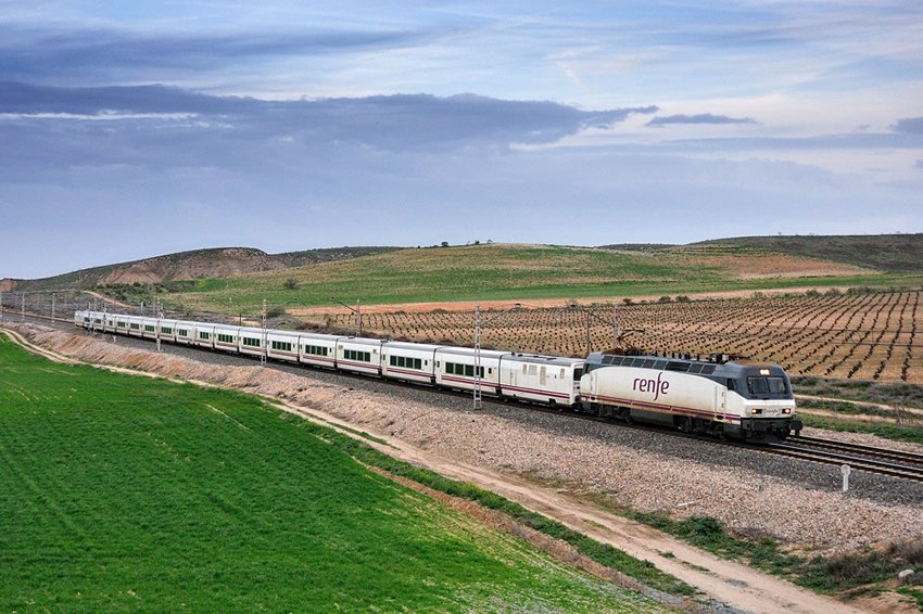 La PFCM y la Plataforma del Ferrocarril de Jaén rechazan el baipás de Montoro y defienden la conexión por Alcázar de San Juan