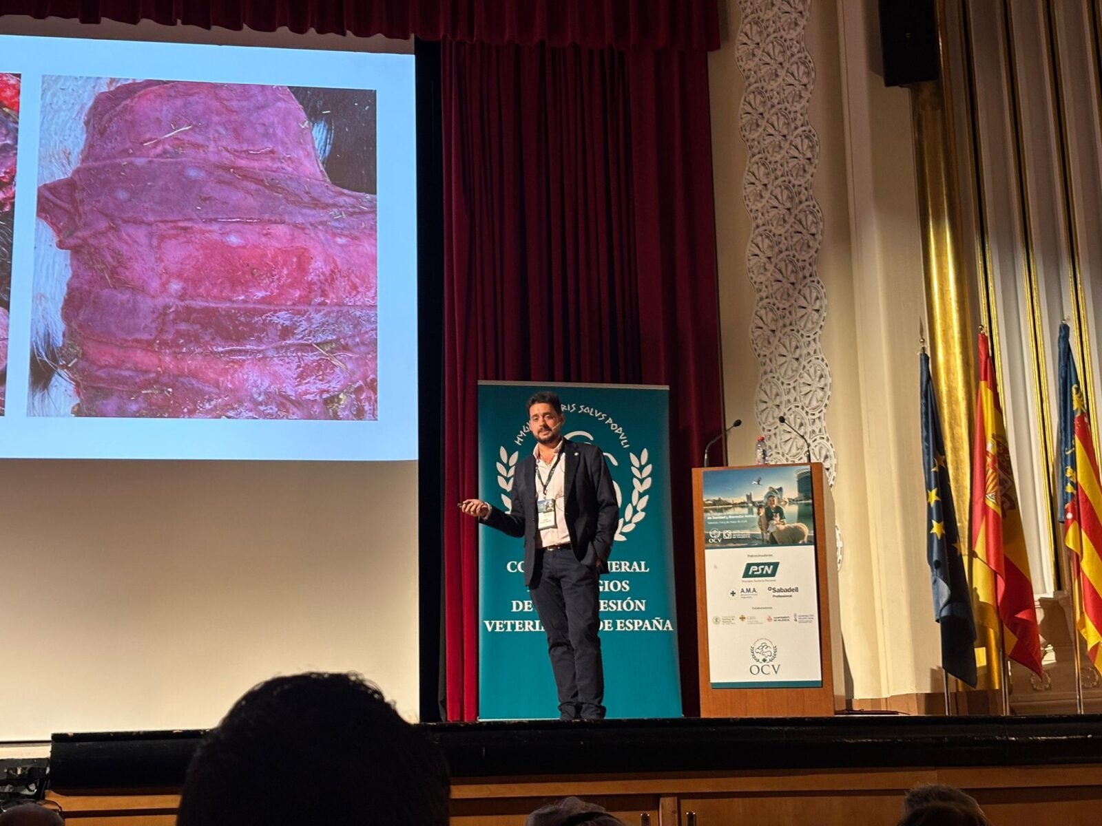 El veterinario socuellamino Pedro Javier Vallejo participa en el IV Congreso de Sanidad y Bienestar Animal celebrado en Valencia