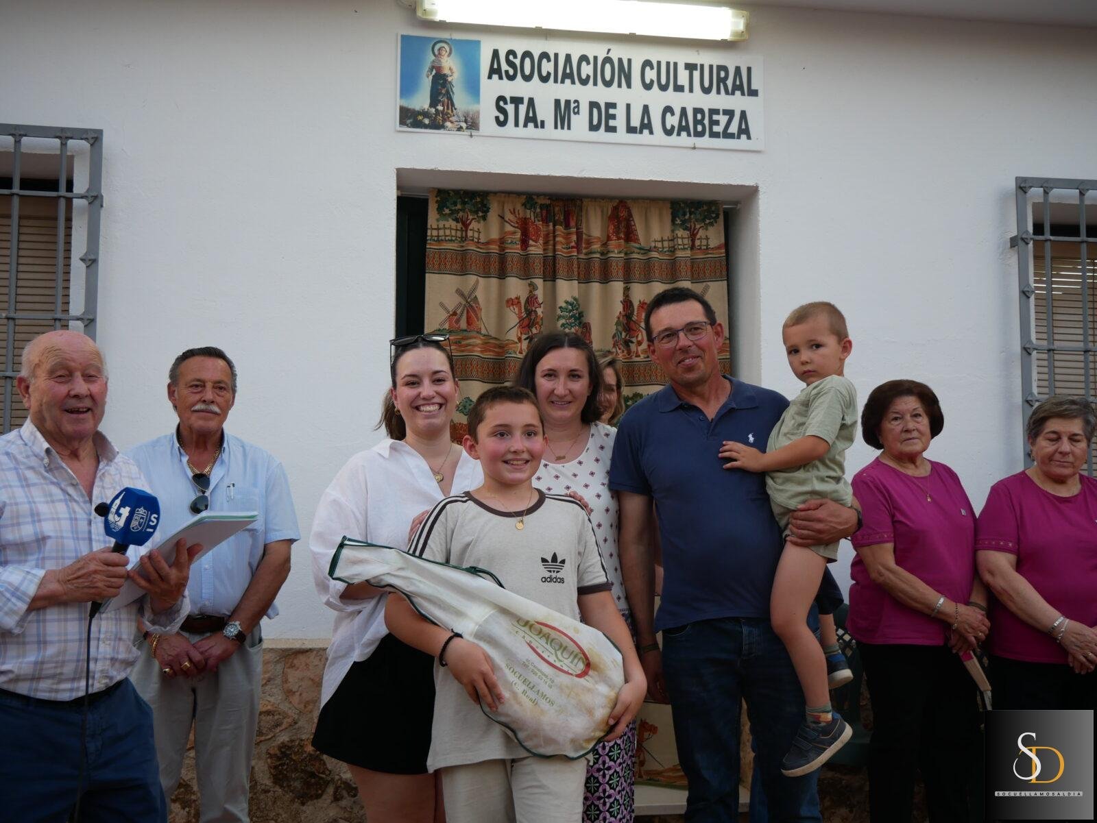 Titos celebra una tarde de convivencia y tradición en honor a Santa María de la Cabeza y San Illán