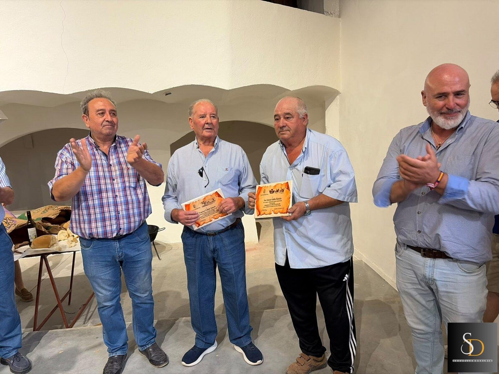 José Antonio Guillén y Francisco Collado Amorós, reconocidos en las III Jornadas Etnográficas de la Mula de Socuéllamos